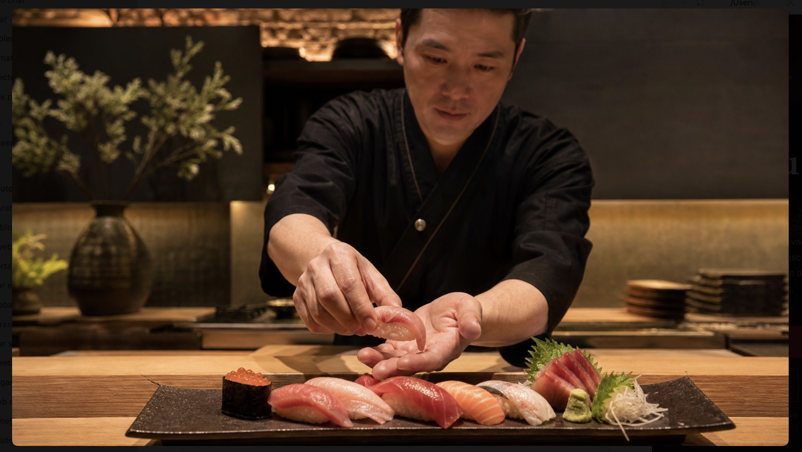 Chef presentando una selección de sushi